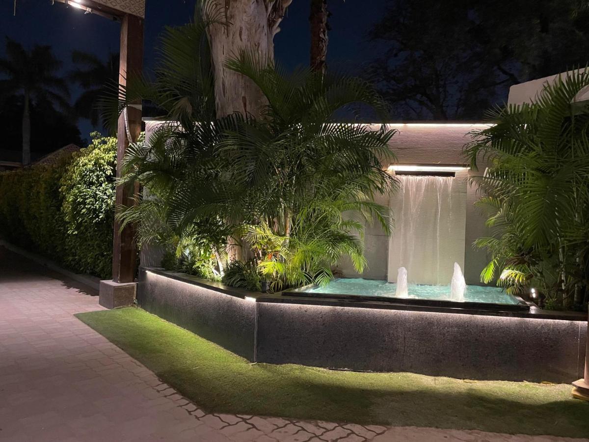 Kingston Resort Kanpur Exterior photo
